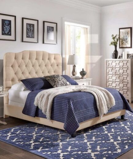 DIAMOND TUFTED BED